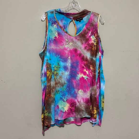 Simply Southern Collection XXL Tie-Dye Cold Shoulder Keyhole Top - Picture 3 of 6